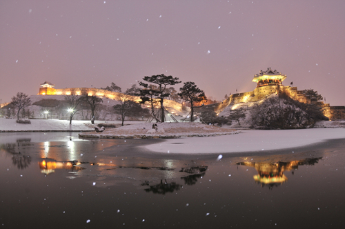 Suwon Hwaseong Fortress (Gyeonggi)