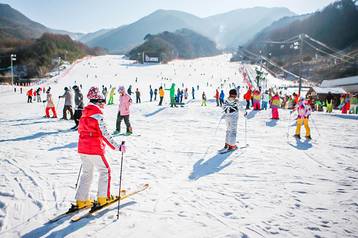 照片)茂朱德裕山度假村滑雪场