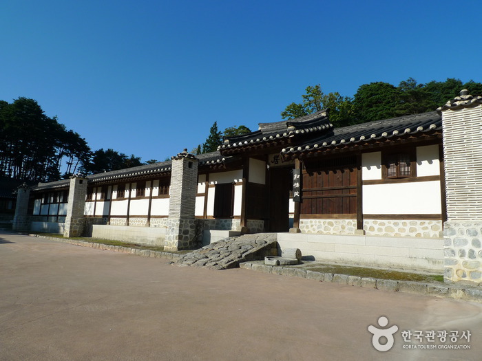 Seongyojang House (강릉 선교장)