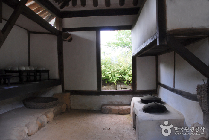 Cheongpung Cultural Heritage Complex (Cheongpung Cultural Heritage Complex)(청풍문화재단지)