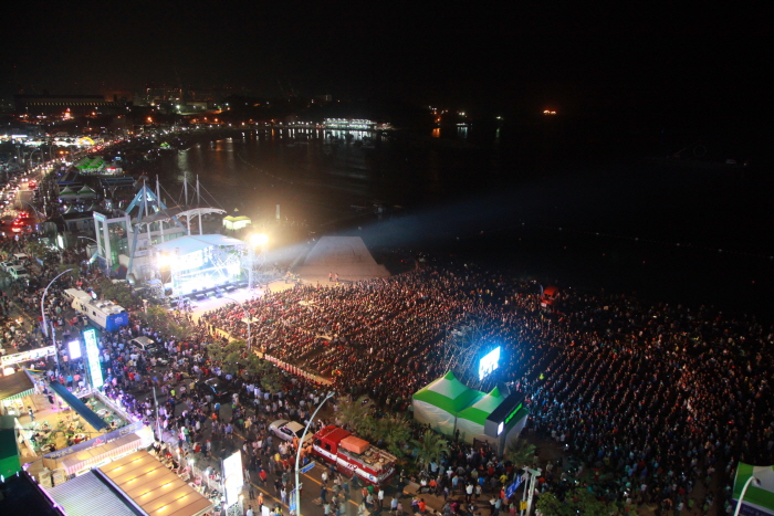 Ulsan Schiff- und Seefestival (울산조선해양축제)