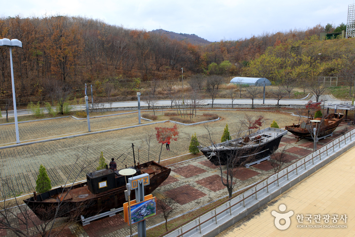 Goseong DMZ Museum (고성 DMZ 박물관)8