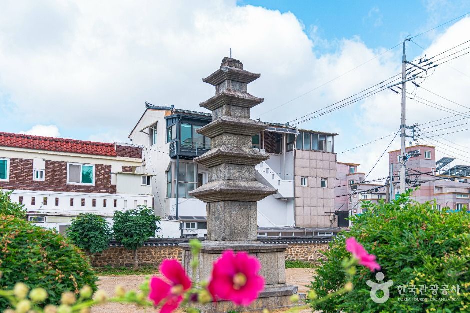 광주지산동오층석탑
