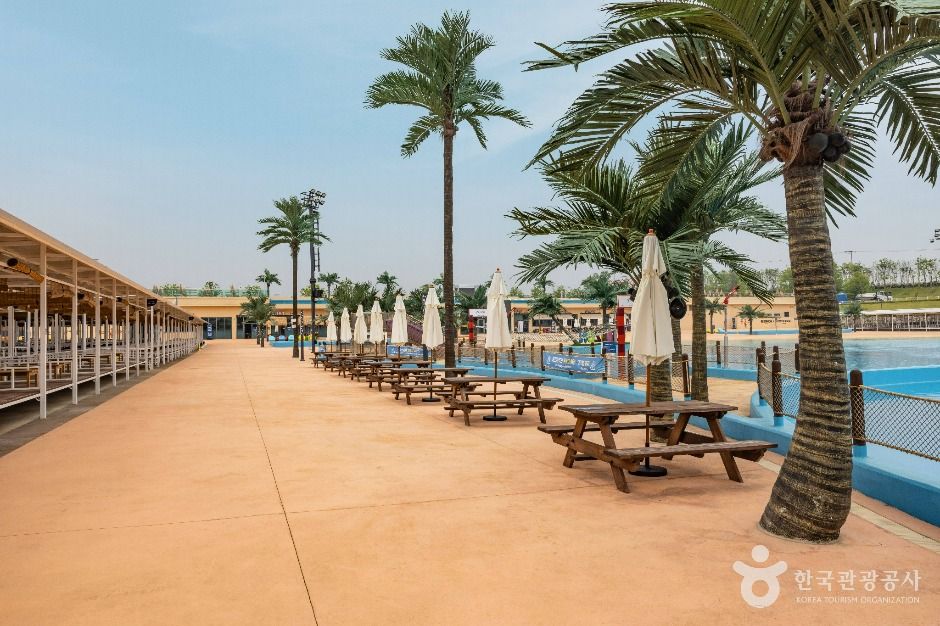 thumbnail-아마존 아쿠아파크 당진-1