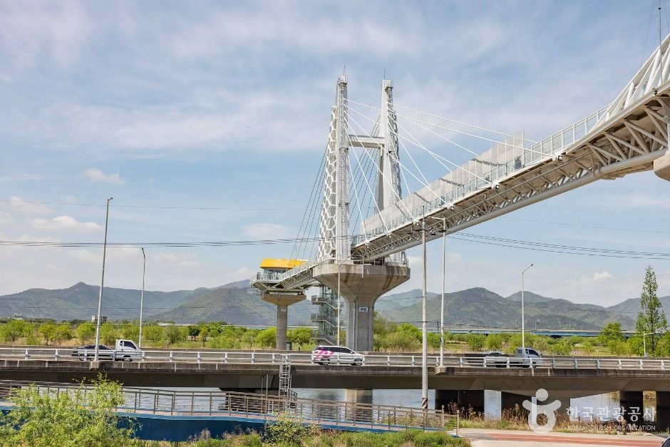 thumbnail-금빛노을브릿지-2