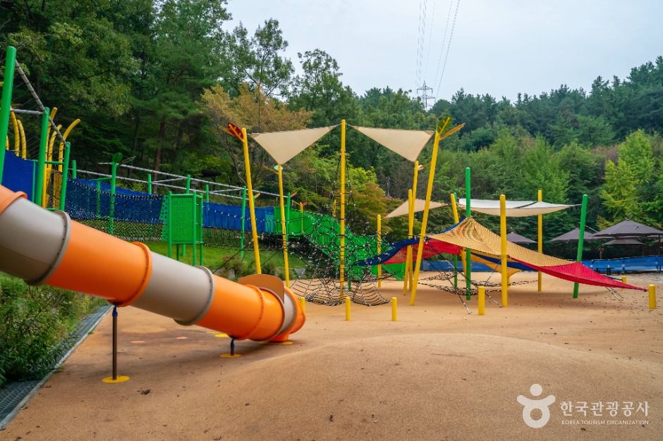 thumbnail-천생산성산림욕장-3