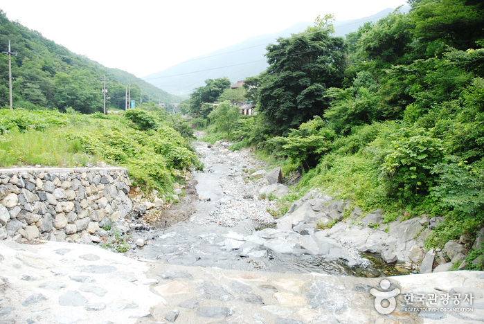 Ganwolsan Mountain (간월산)