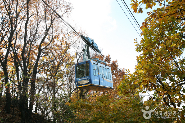 Namsan Cable Car (남산...