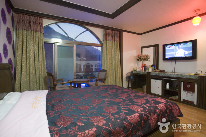 Servill Hotel (세르빌호텔[우수숙박시설 굿스테이])
