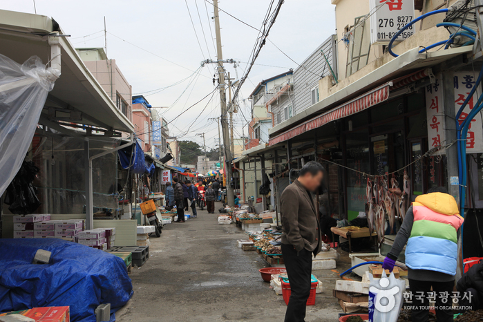 thumbnail-Guryongpo Fifth-Day Market (구룡포장 (3, 8일))-5
