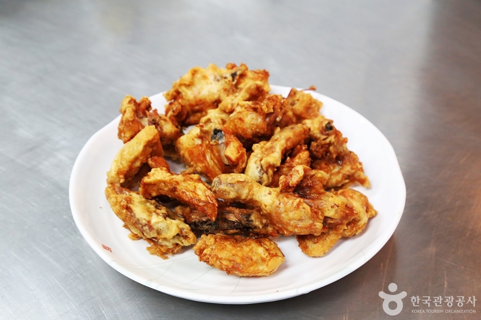 晉州全雞(진주통닭)
