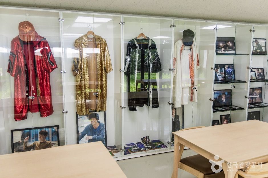 thumbnail-소지섭길-11