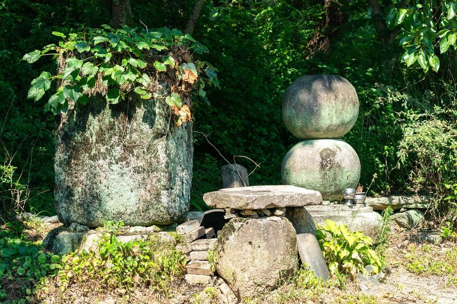 thumbnail-원흥석불입상-5