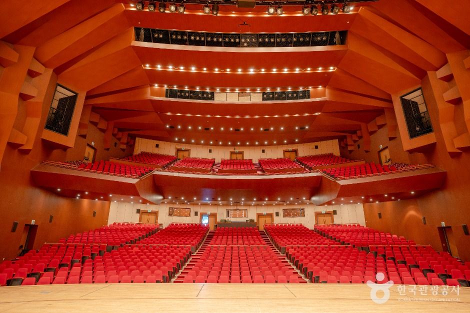 성산아트홀