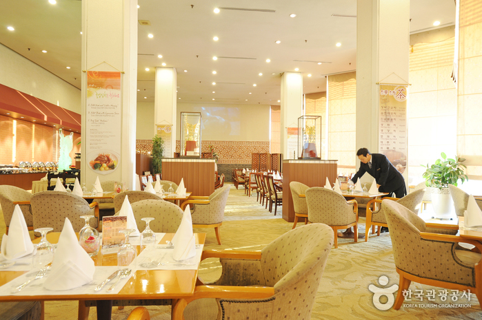 Kolon Hotel Gyeongju (코오롱호텔)