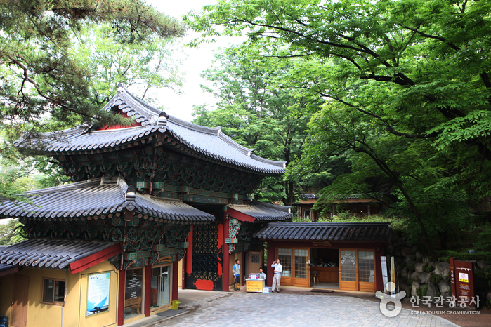 Tempel Gilsangsa (길상사)