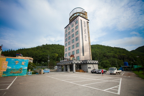HOTEL TOPSVILLE [Korea Quality] / 호텔탑스빌 [한국관광 품질인증]