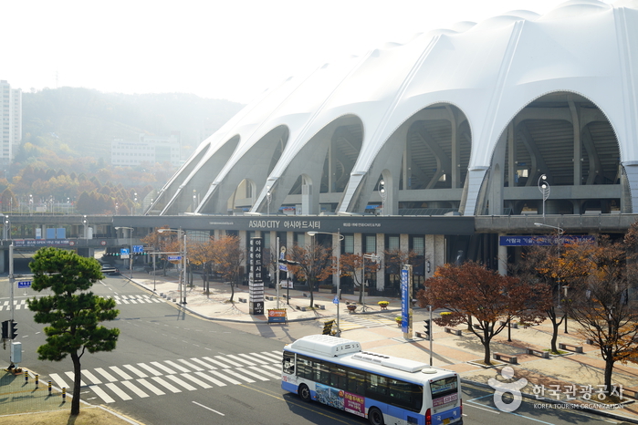 Estadio Principal de Asiad en Busan (부산 아시아드주경기장)
