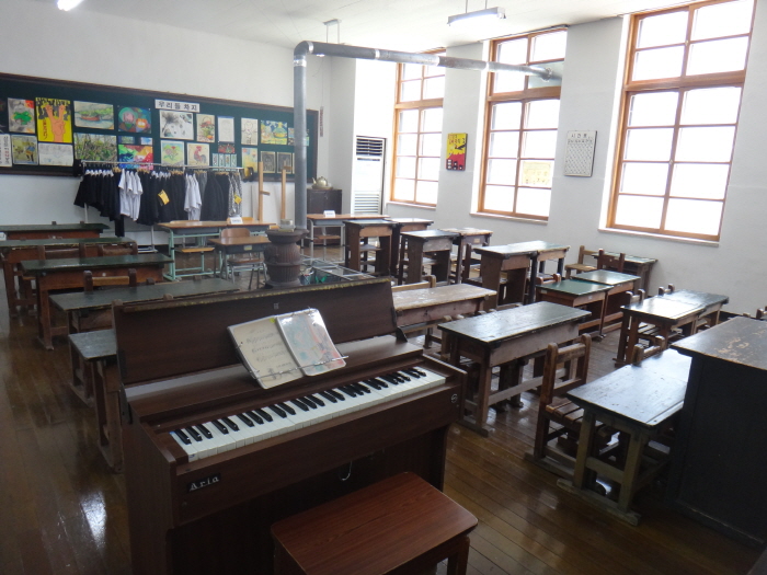 Hanbat Museum of Education (한밭교육박물관)