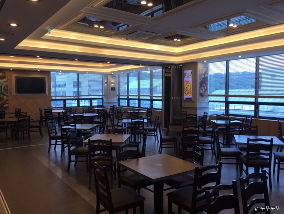 쿠우쿠우 민락점1