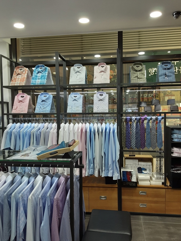 Daks Shirts - Lotte Paju Branch [Tax Refund Shop] (닥스셔츠 롯데파주)