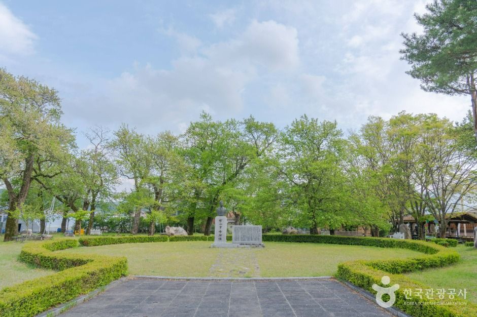 이효석 가산공원