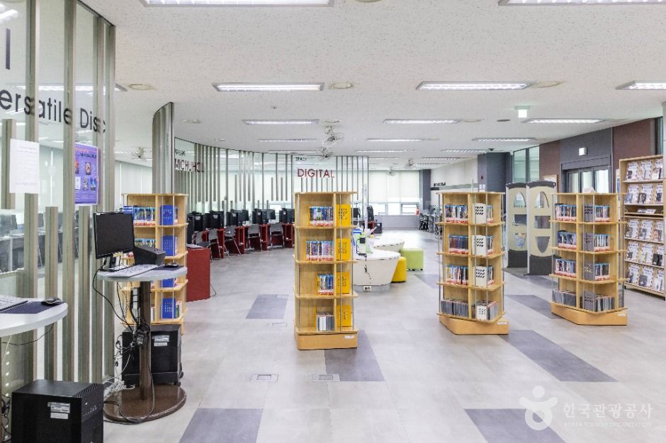 인천_인천광역시 미추홀도서관 (11)