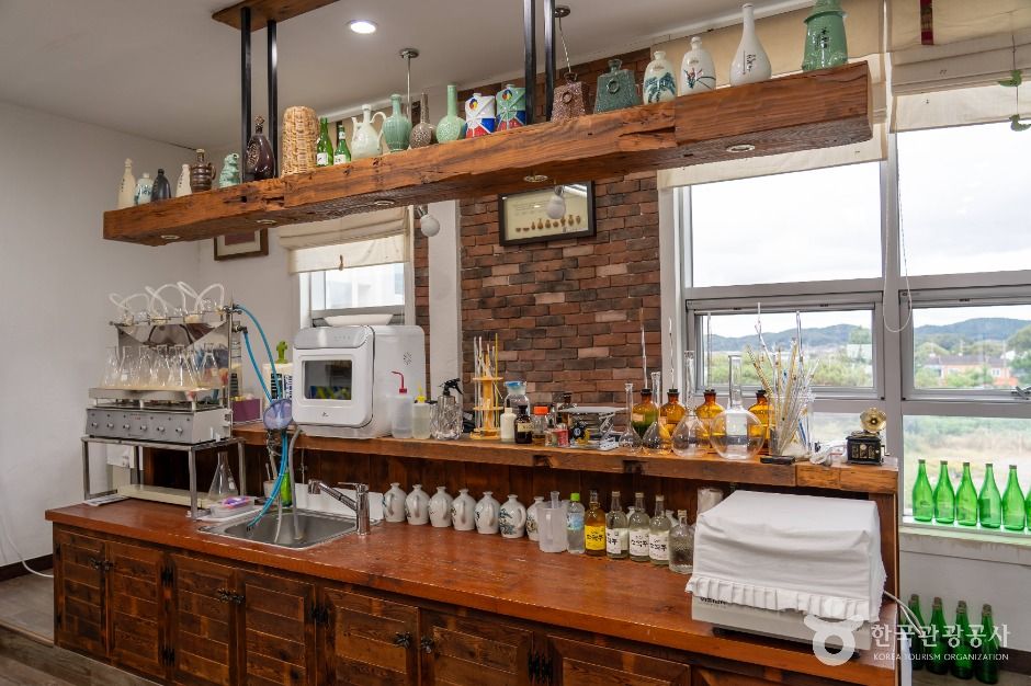 thumbnail-한산소곡주 양조장-2