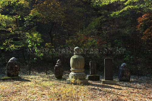 Guryongsa Temple (구룡사)