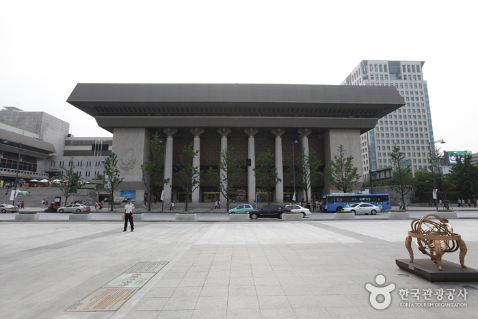 Культурный центр Сечжон (세종문화회관)7