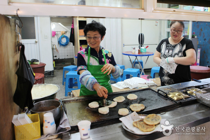 “닭강정 좋아하는 사람, 여기 모여라!” - 최신기사 | 구석구석 떠나볼까 | 대한민국구석구석