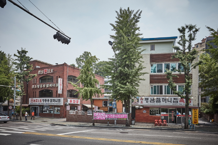 La rue de jokbal à Jangchungdong (장충동 족발 골목)