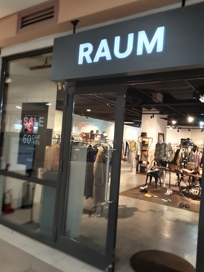 LF Raum - Shinsegae Paju Branch [Tax Refund Shop] (LF 라움 신세계파주)