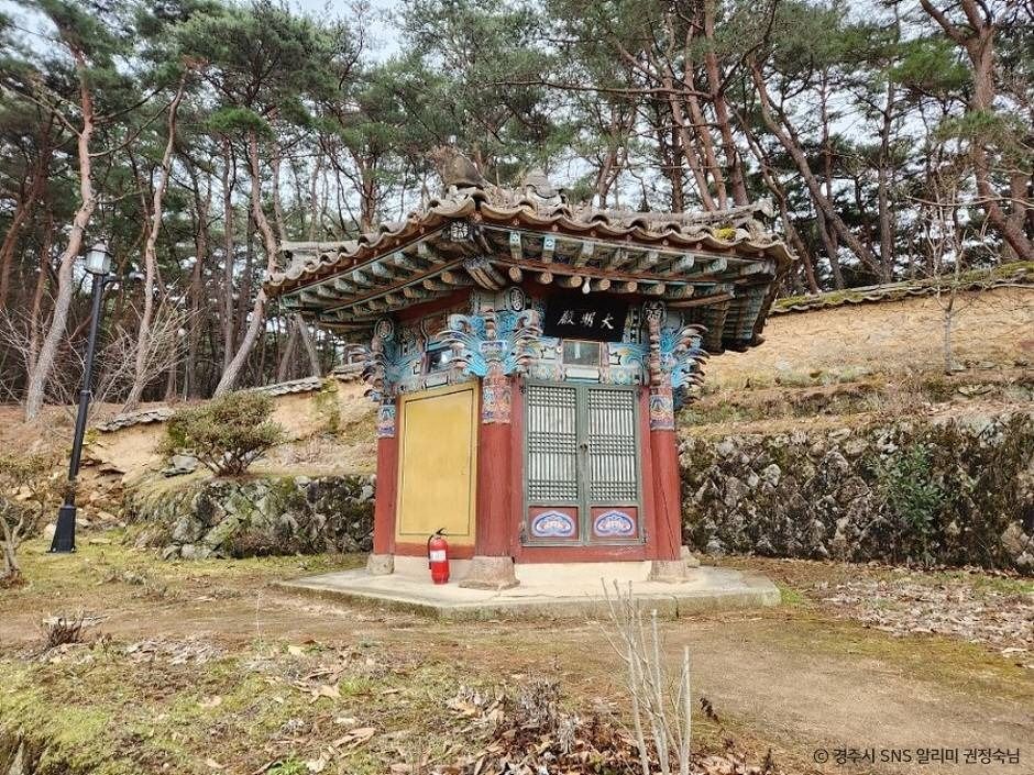 망월사(경주)