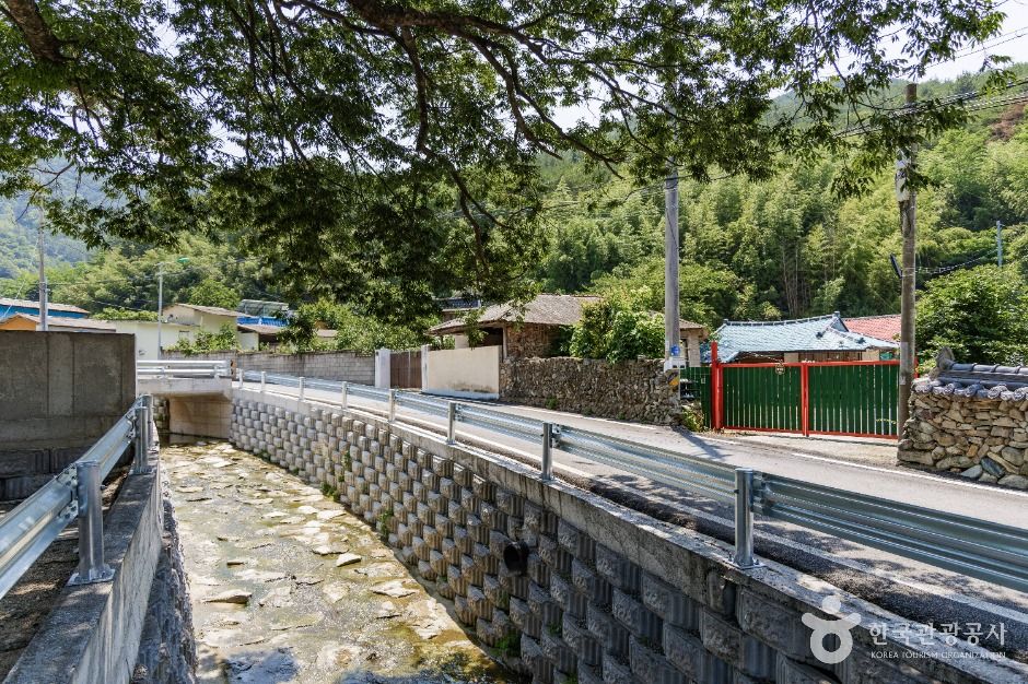 사천 바리안마을