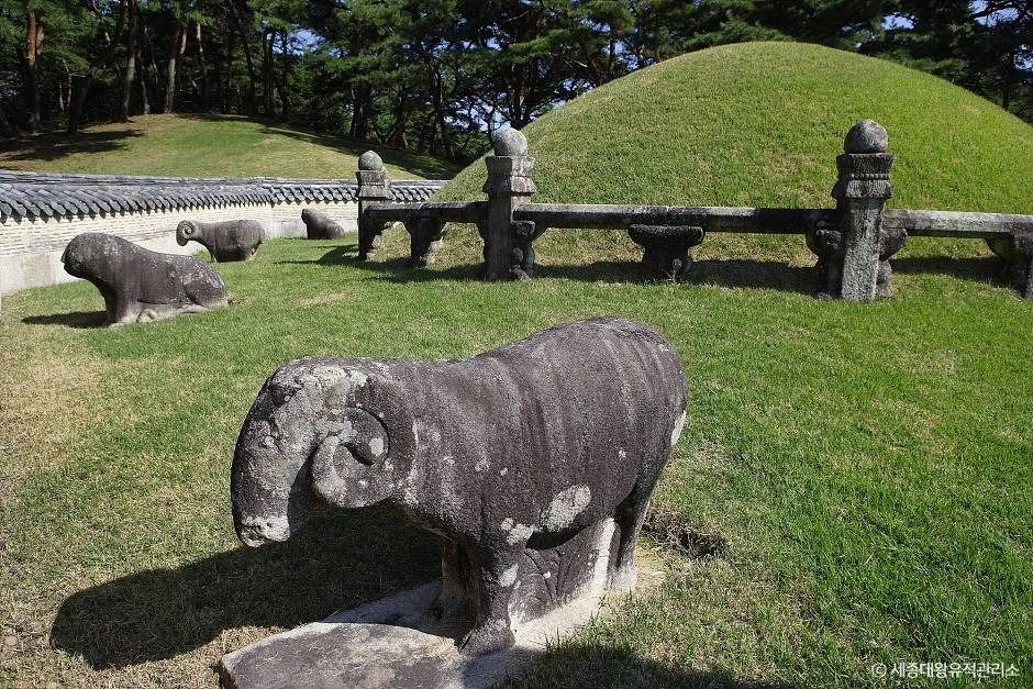 여주 영릉과 영릉