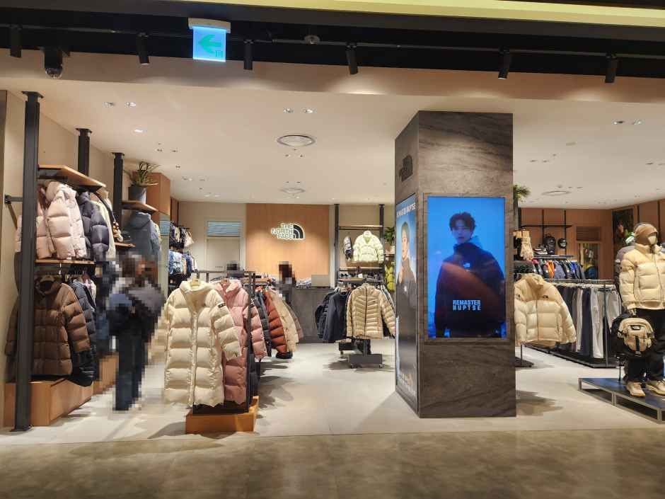 The North Face - Time Villas Suwon Branch [Tax Refund Shop](노스페이스 타임빌라스 수원점)