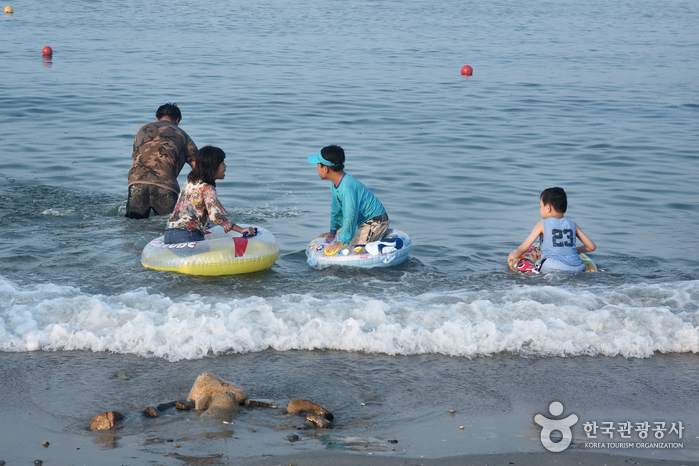 Ilsan Beach (Ulsan) (일산해수욕장-울산)