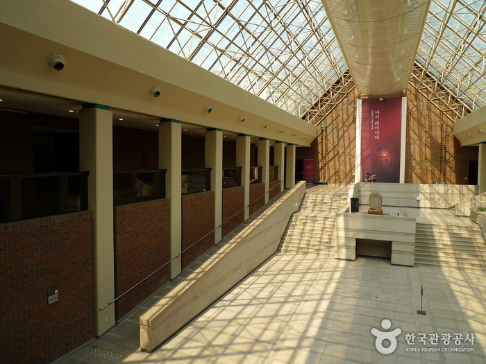 Daegu National Museum (국립대구박물관)
