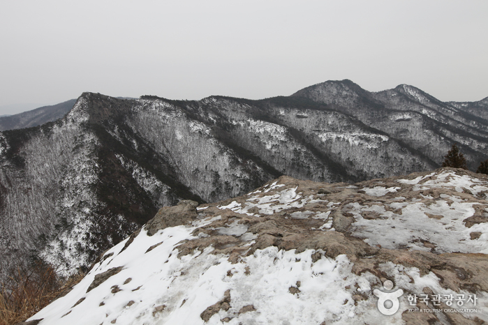 Горы Сонунсан (Национальный геопарк провинции Чолла-пукто)  (선운산 (전북 서해안권 국가지질공원))