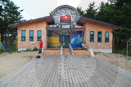 Sokcho Beach (속초해변)