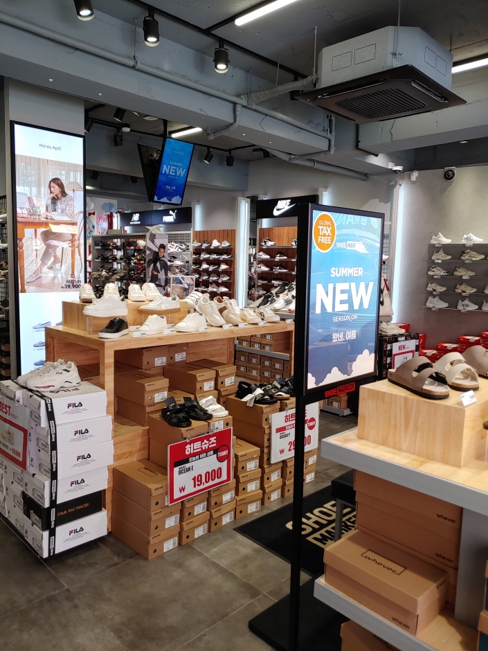 thumbnail-Shoe Marker - Uijeongbu Station Branch [Tax Refund Shop] (슈마커 의정부역)-2