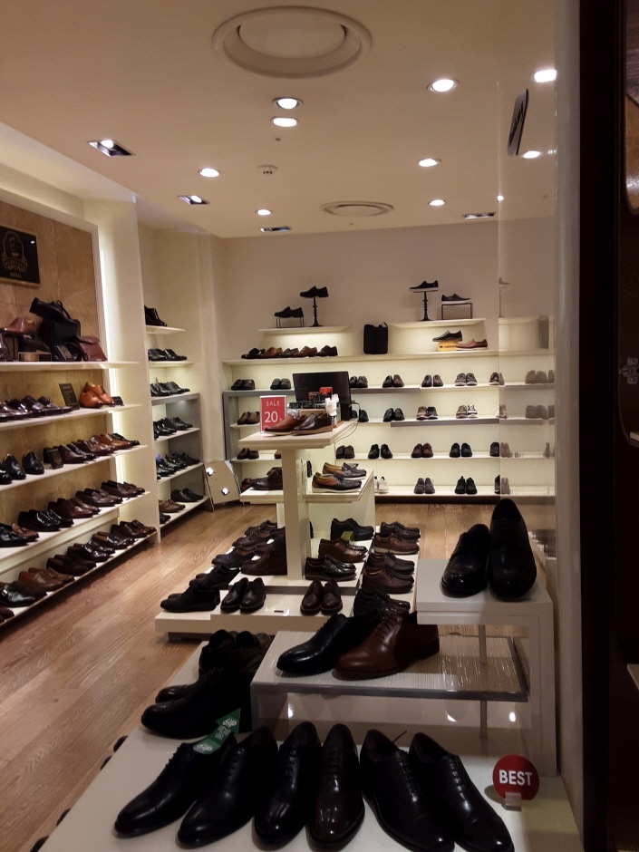 Kumkang Shoes - Lotte Main Branch [Tax Refund Shop] (KK롯데본점(금강 금강제화))