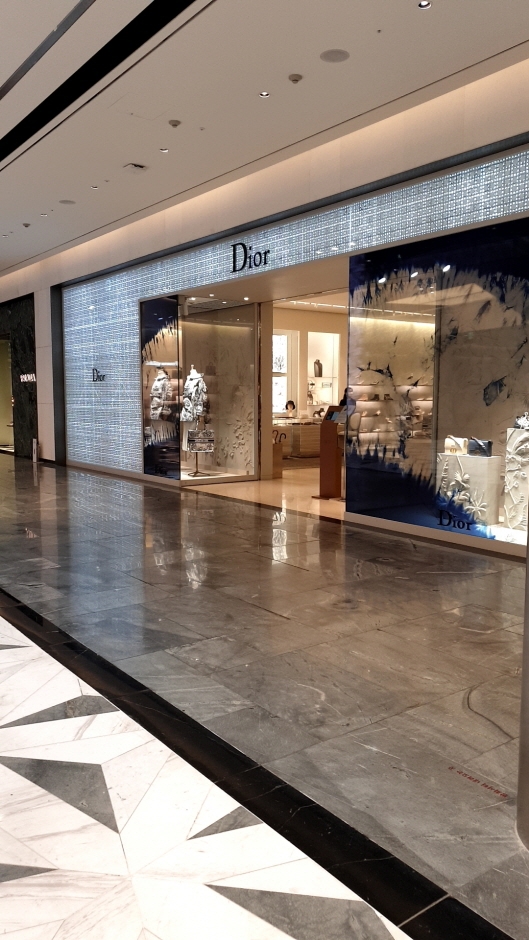 Dior - Shinsegae Daegu Branch [Tax Refund Shop] (디올 신세계 대구점)