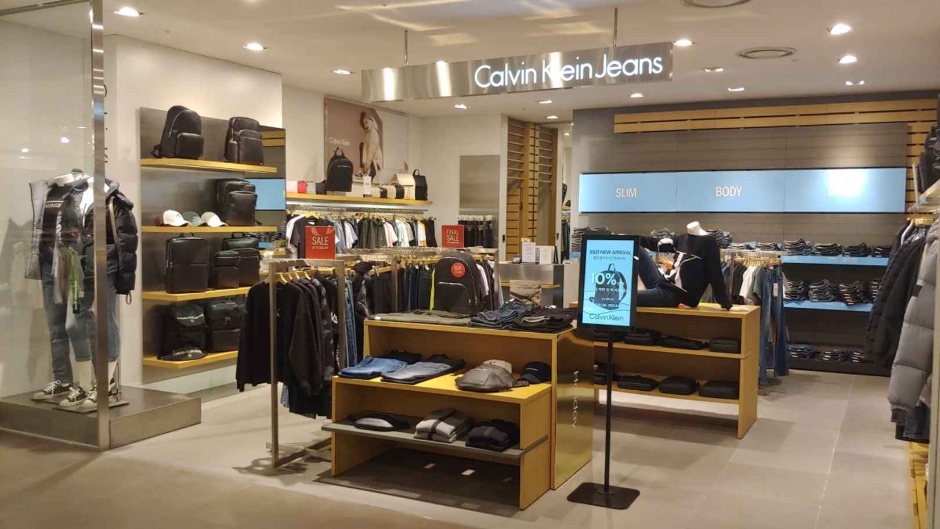 Calvin Klein Jean [Tax Refund Shop] (캘빈클라인 진)
