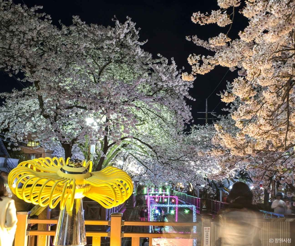 여좌천로망스다리(로망스다리)