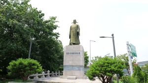 서울마포_정몽주 동상 (7)