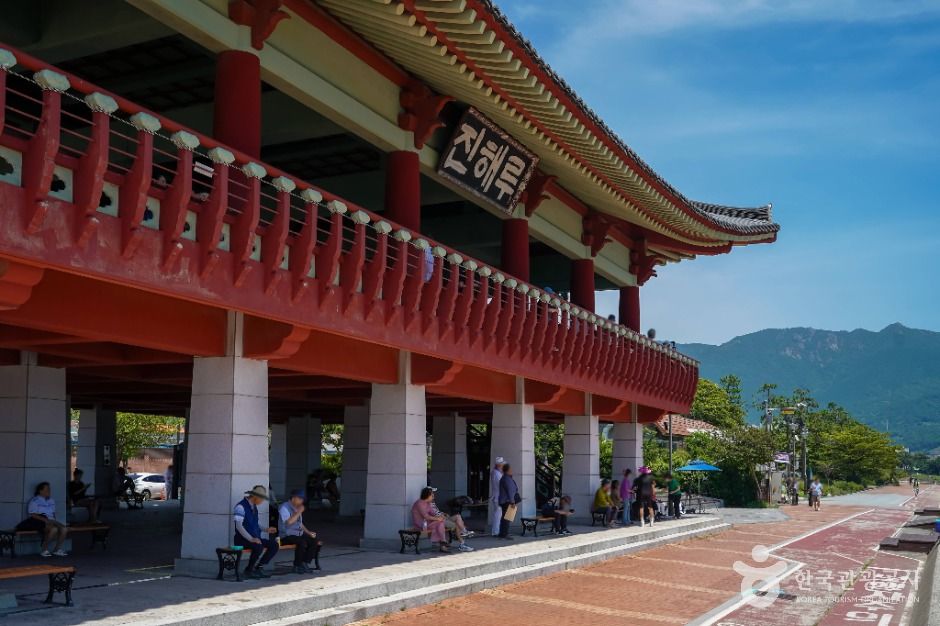 thumbnail-진해루해변공원-4