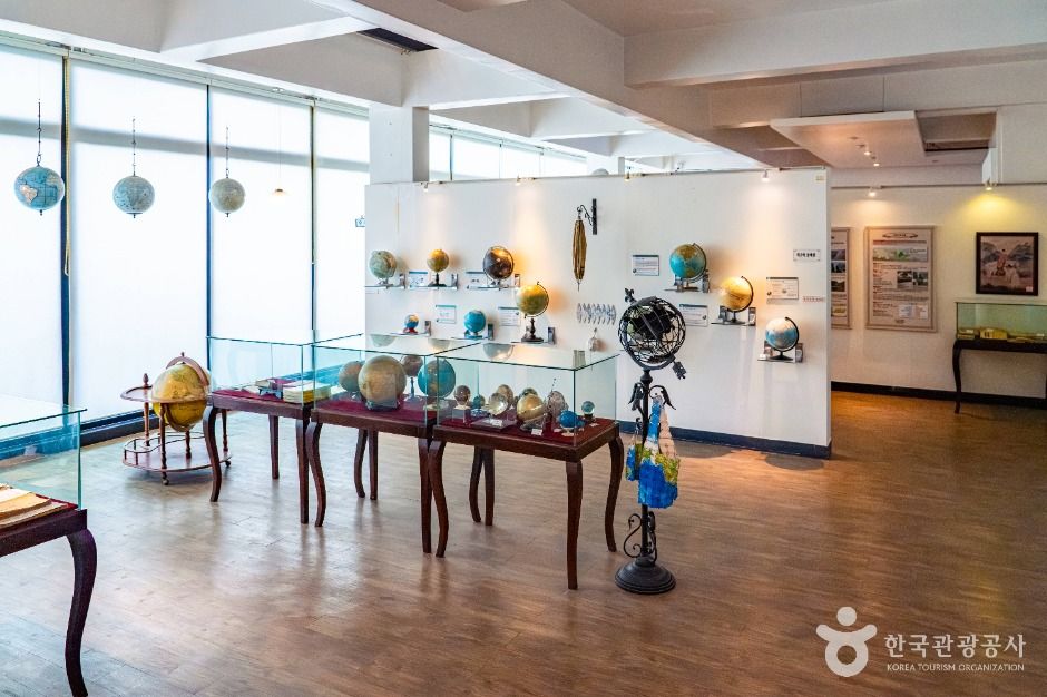 호야지리박물관