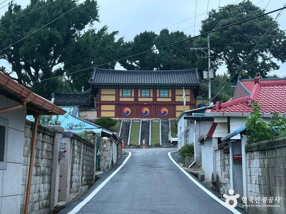 thumbnail-횡성향교-10